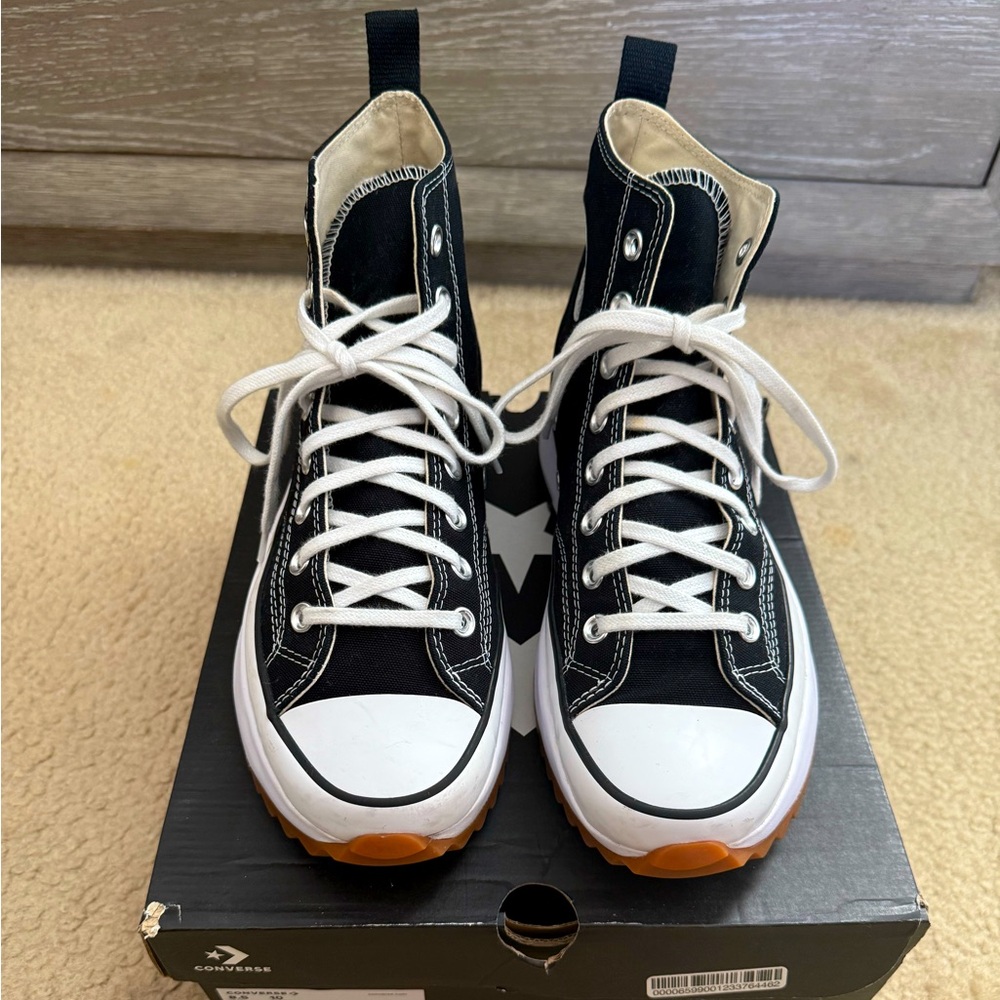 Converse Run Star Hike